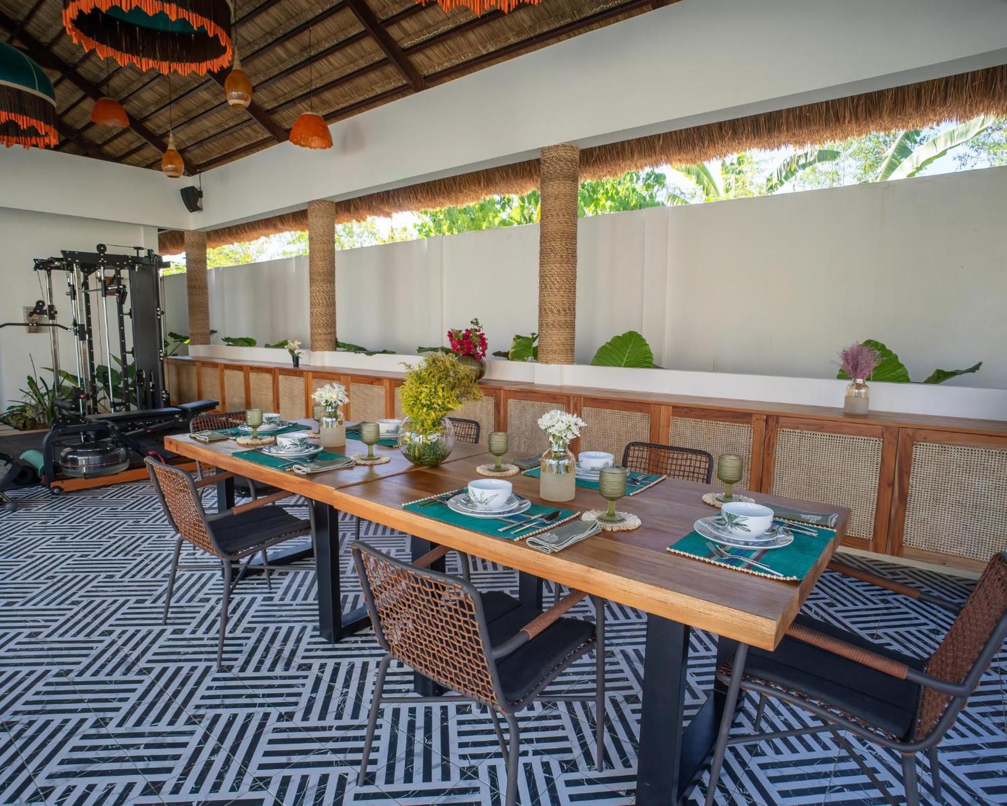Sustainable Luxury In Alona Villa Bolod  ภายนอก รูปภาพ