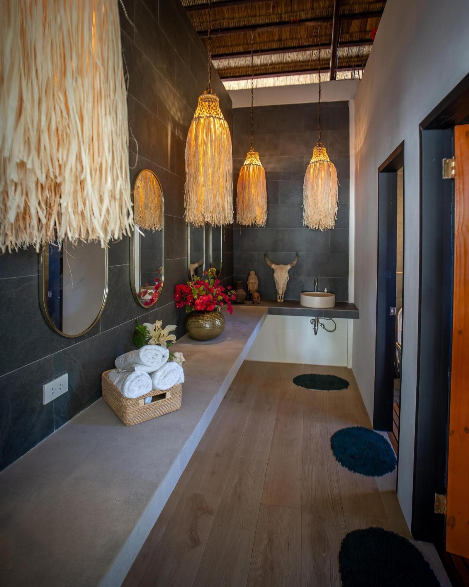 Sustainable Luxury In Alona Villa Bolod  ภายนอก รูปภาพ