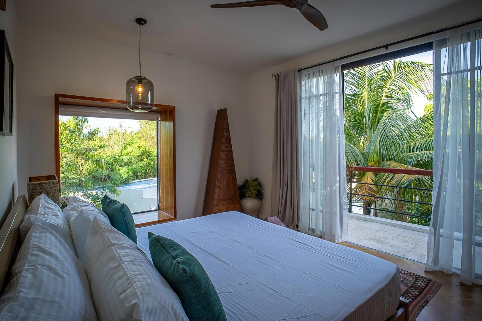 Sustainable Luxury In Alona Villa Bolod  ภายนอก รูปภาพ
