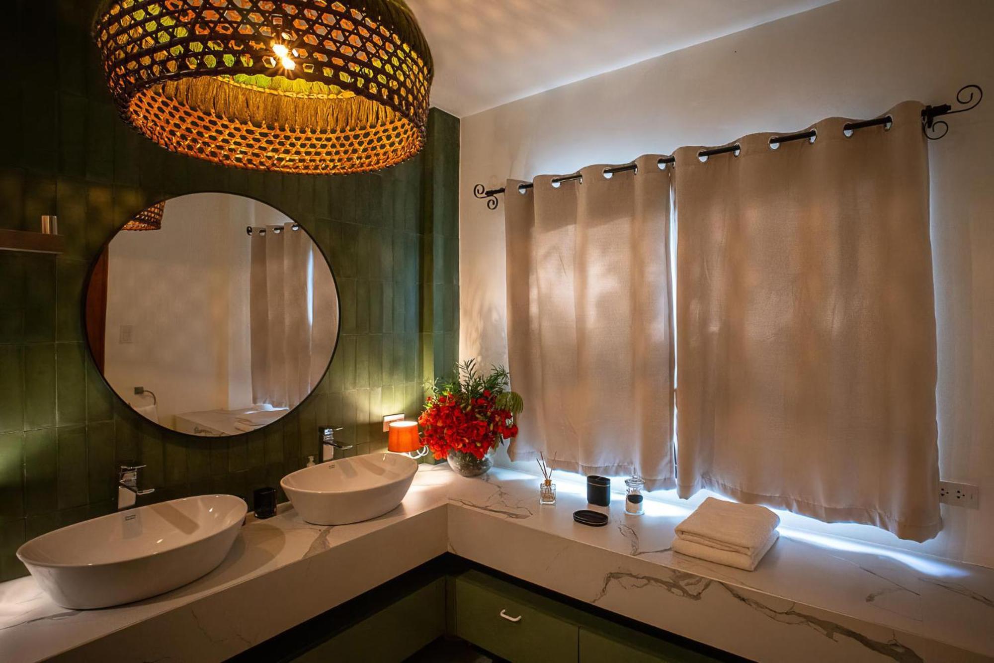 Sustainable Luxury In Alona Villa Bolod  ภายนอก รูปภาพ