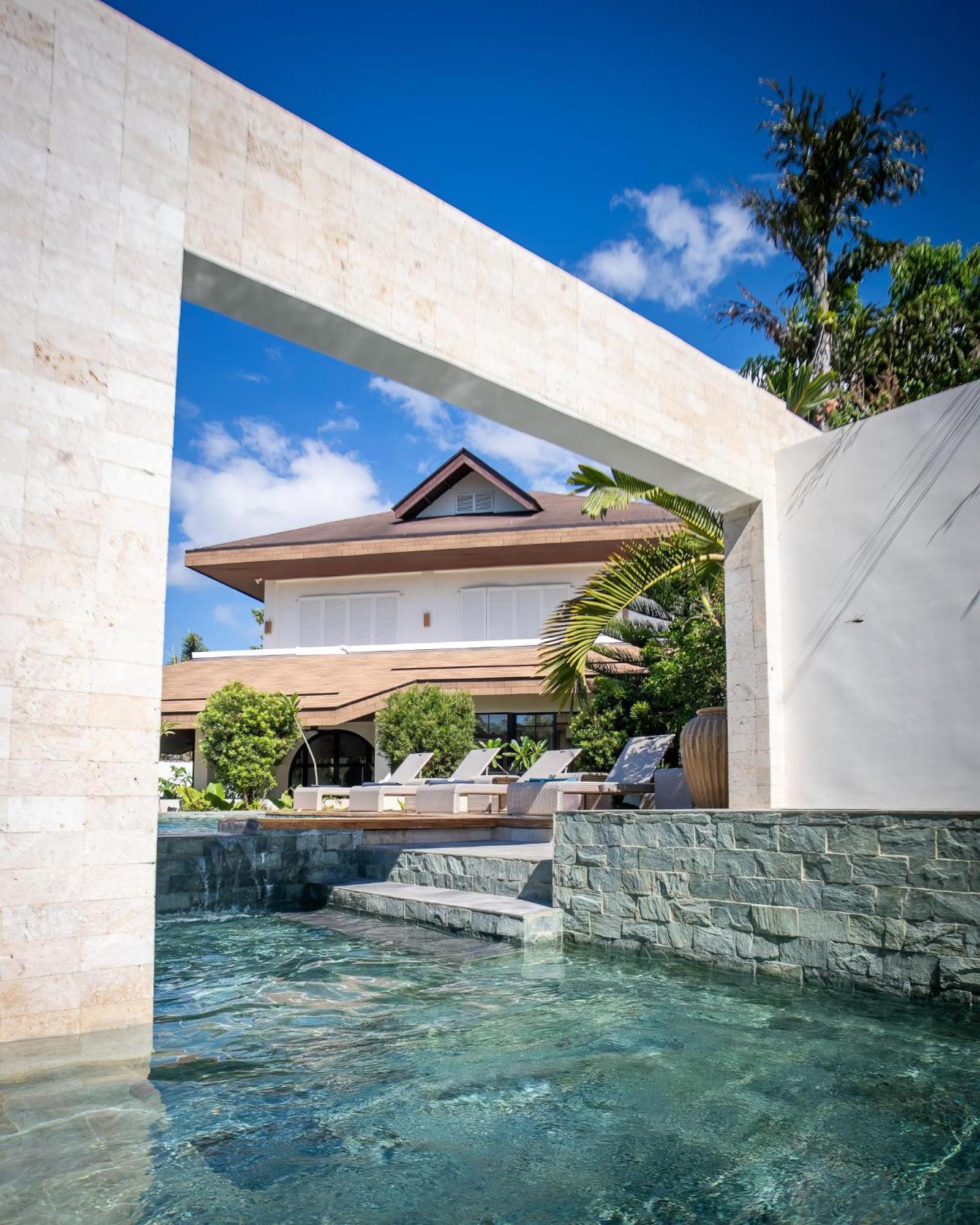 Sustainable Luxury In Alona Villa Bolod  ภายนอก รูปภาพ