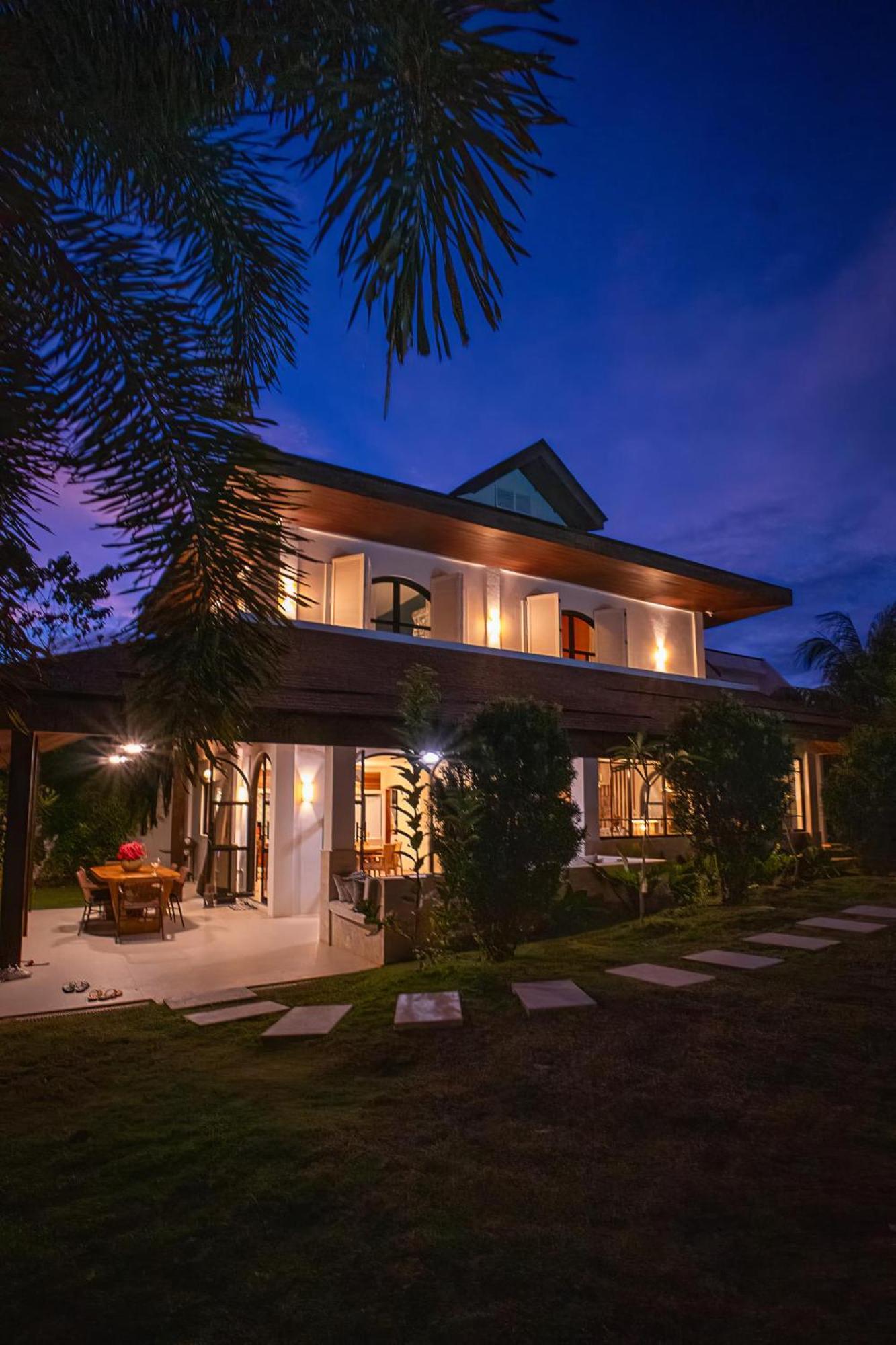 Sustainable Luxury In Alona Villa Bolod  ภายนอก รูปภาพ