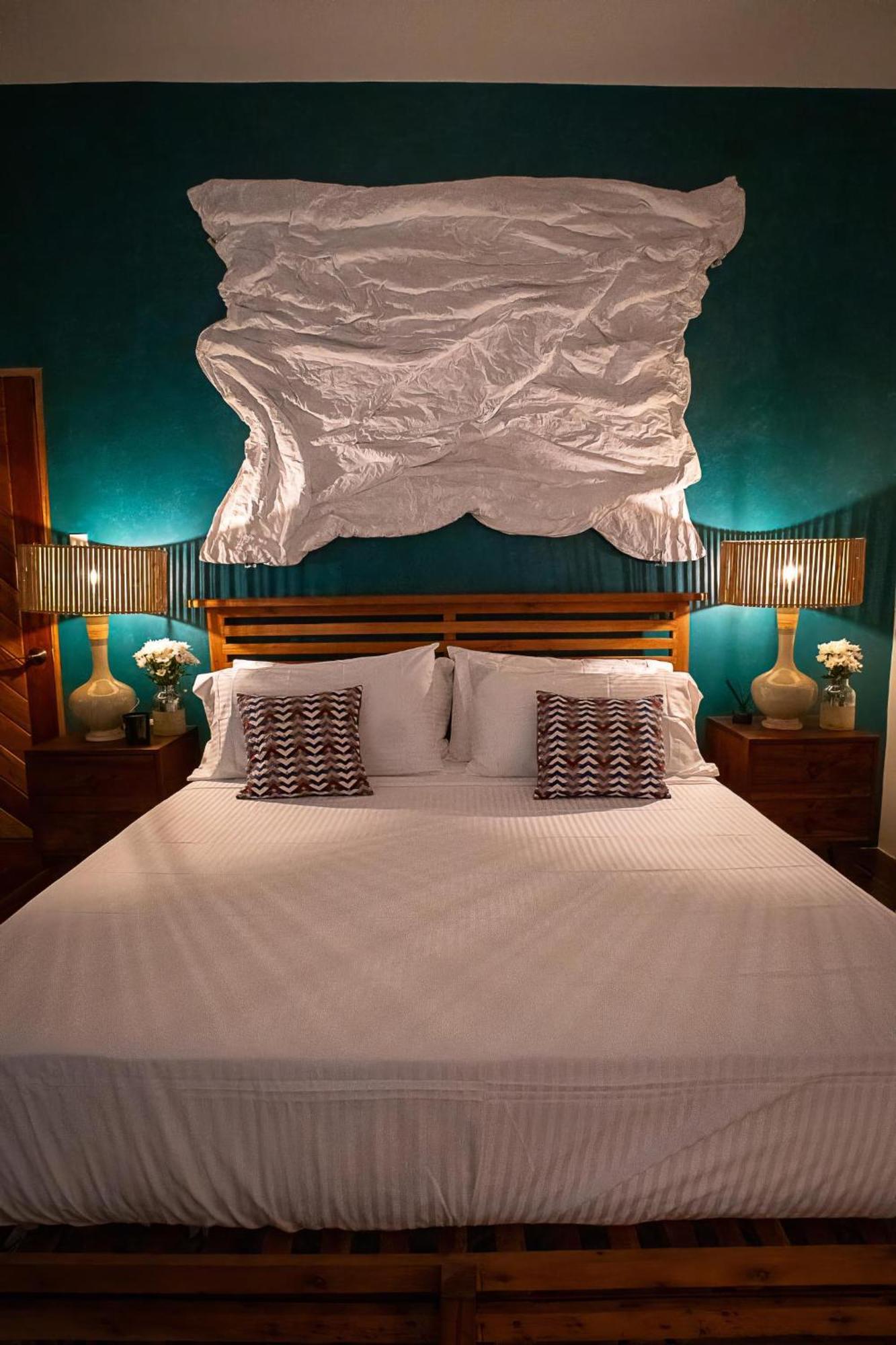 Sustainable Luxury In Alona Villa Bolod  ภายนอก รูปภาพ